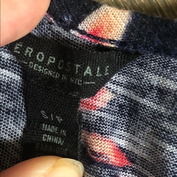 Halter floral tank - Picture 2 of 2